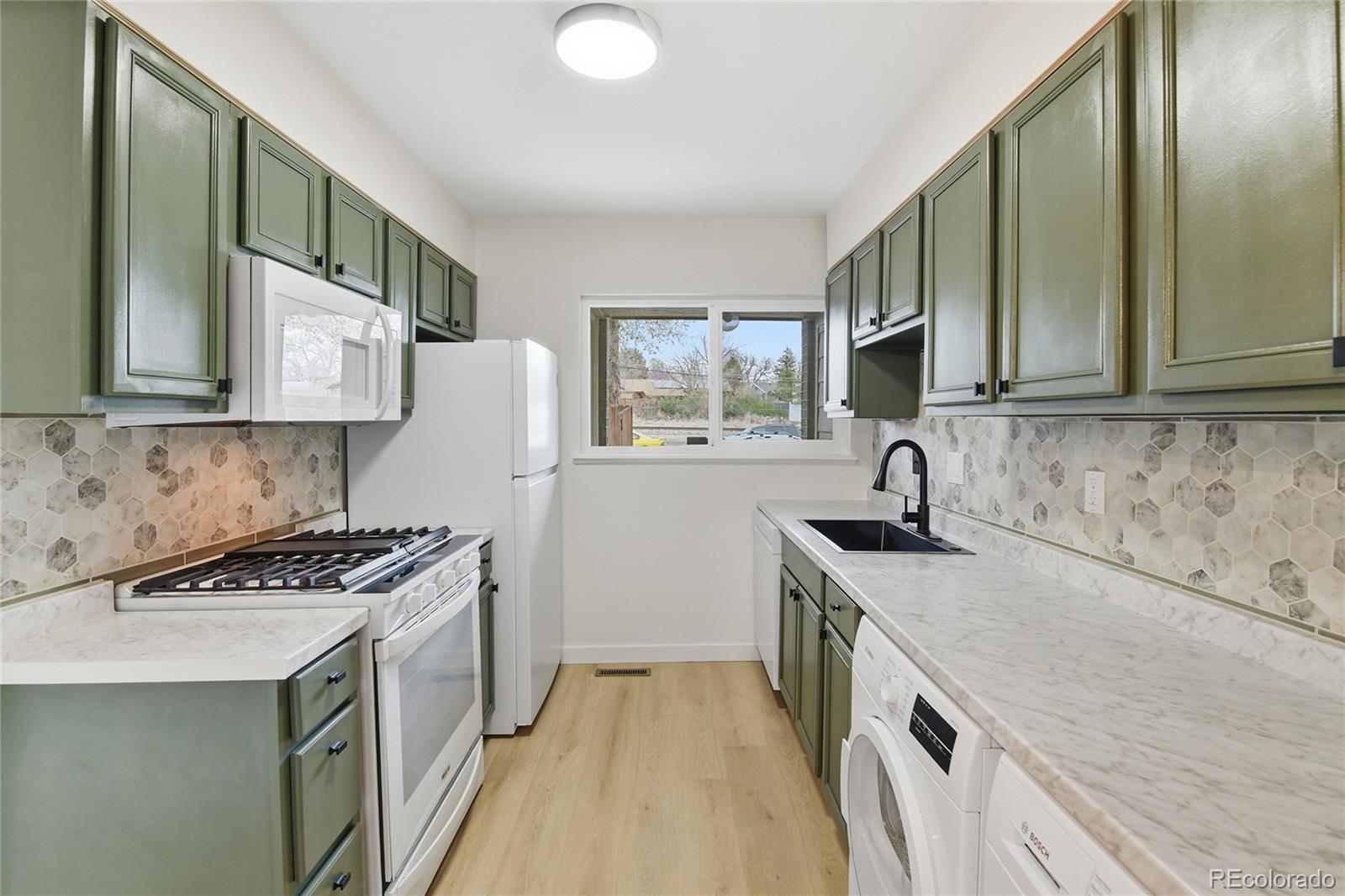 MLS Image #5 for 8023  wolff street,westminster, Colorado