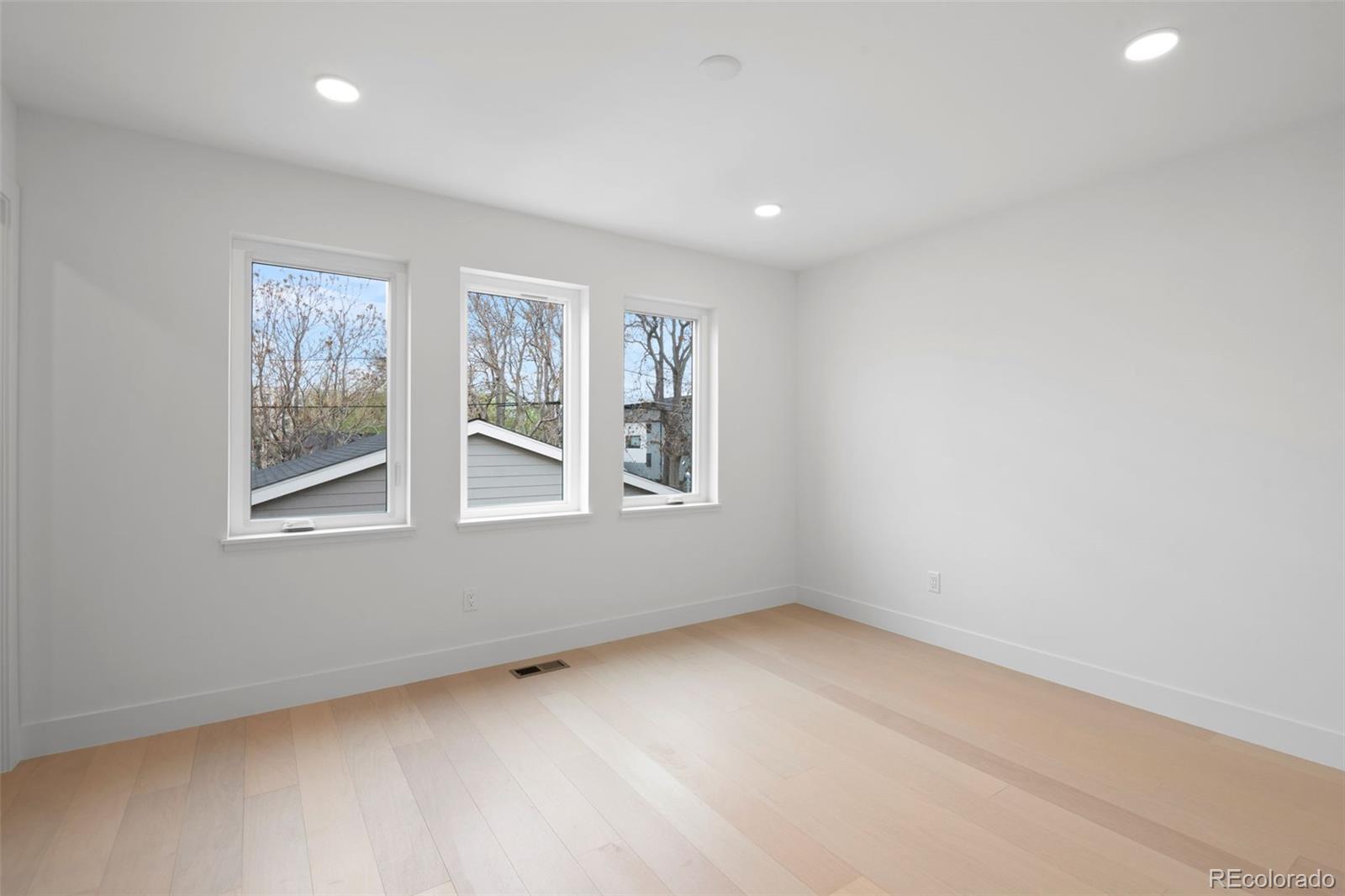 MLS Image #18 for 2137 s sherman street,denver, Colorado