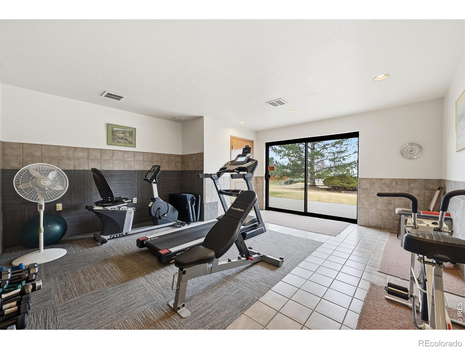 MLS Image #22 for 12565  sheridan boulevard,broomfield, Colorado