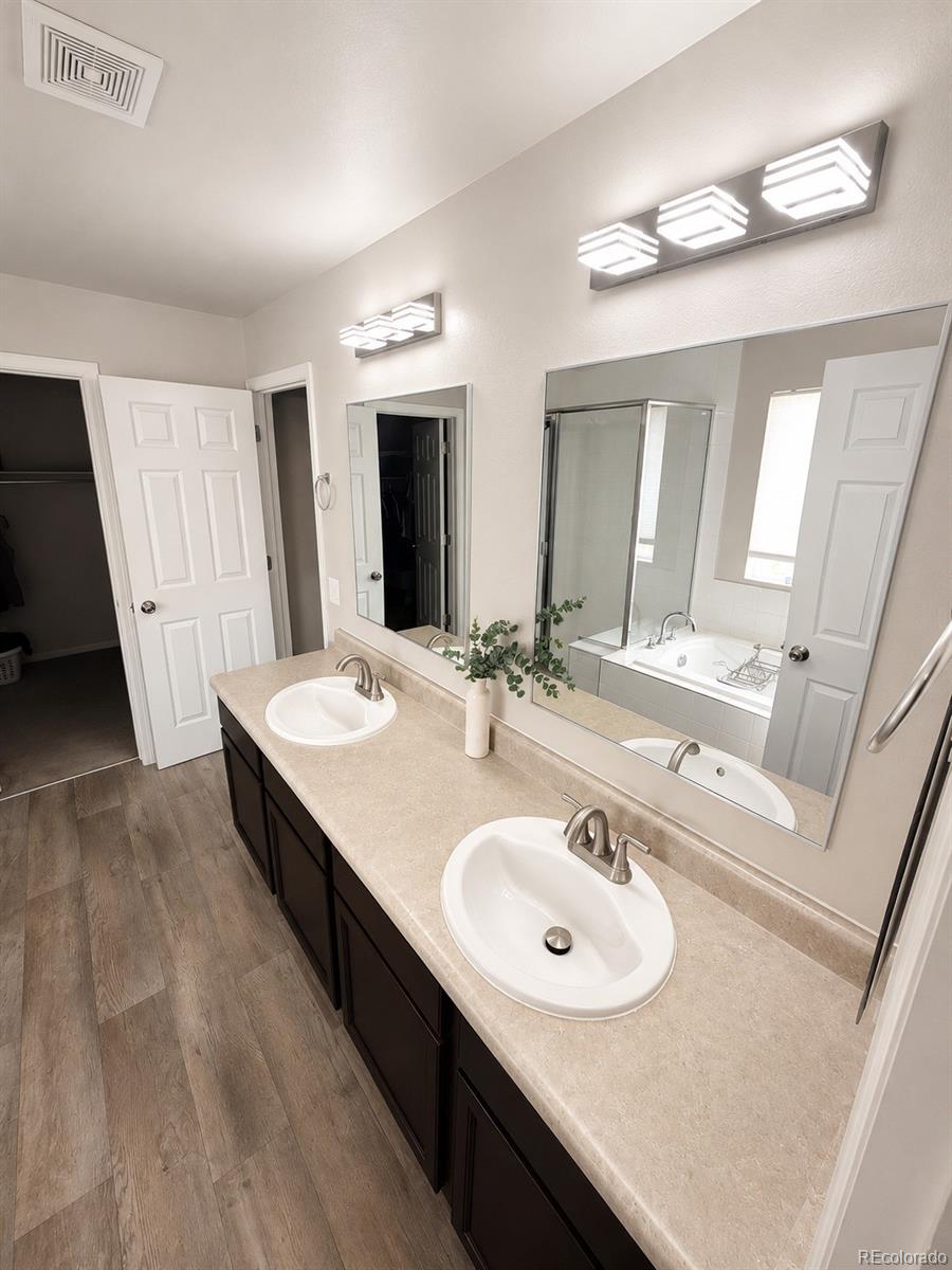 MLS Image #22 for 15803 e warner drive,denver, Colorado