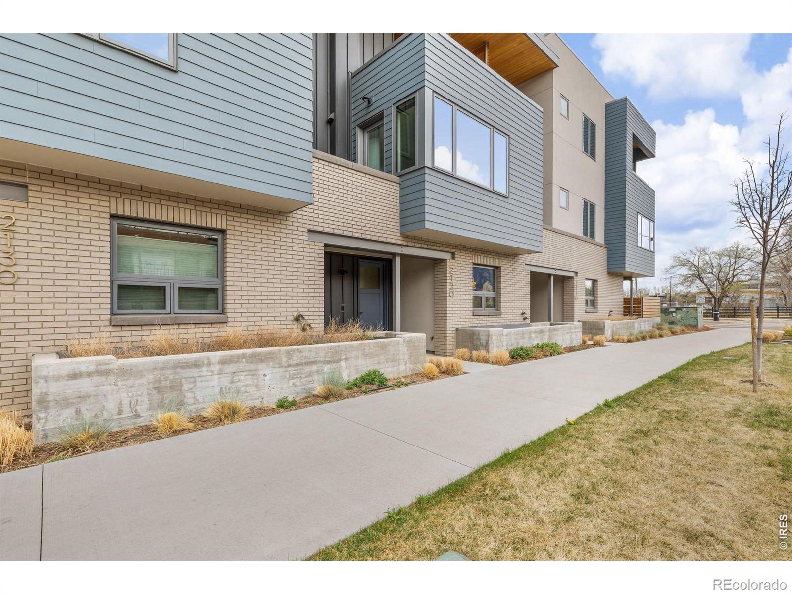 MLS Image #2 for 2120  folsom street,boulder, Colorado