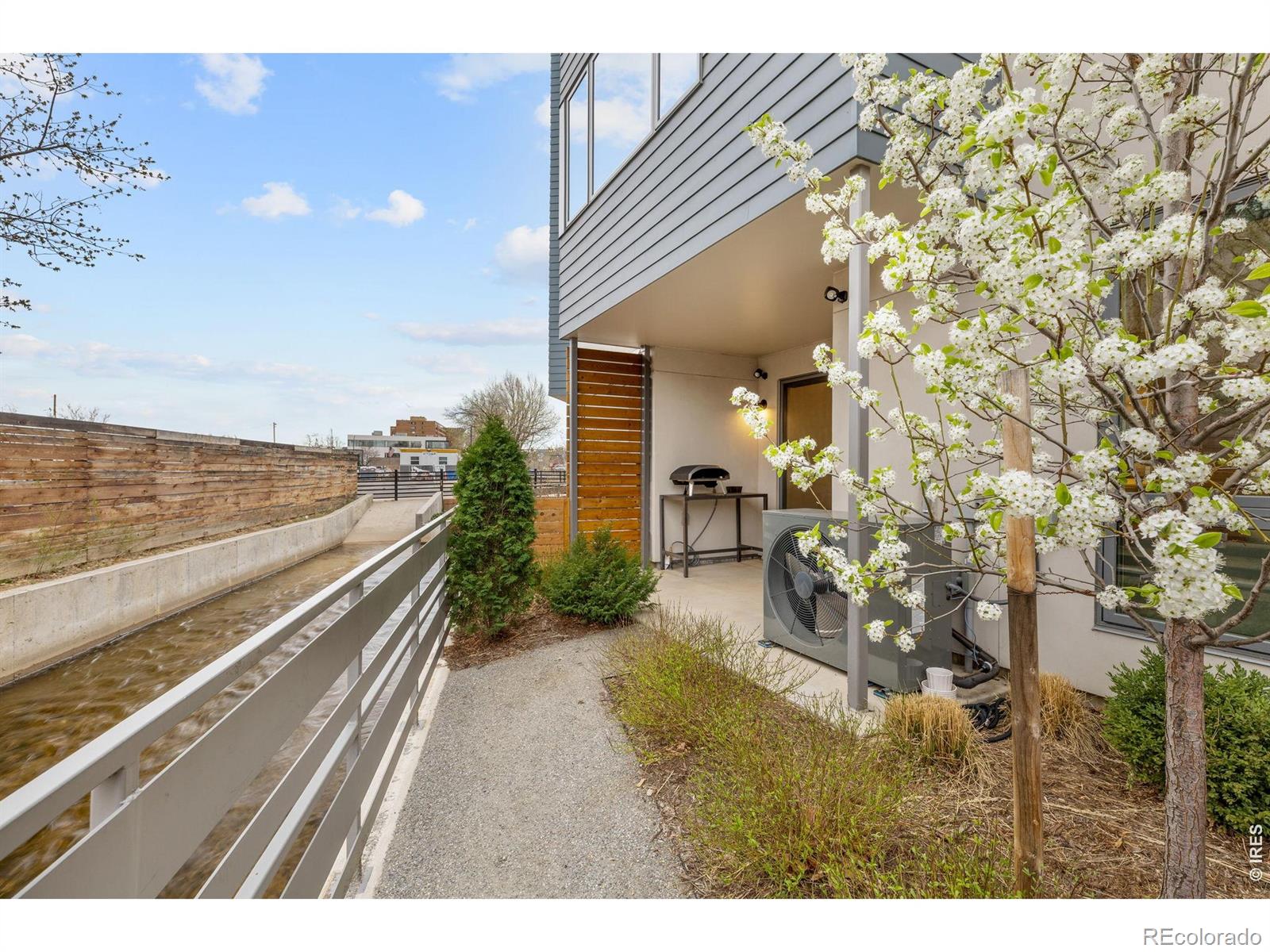 MLS Image #23 for 2120  folsom street,boulder, Colorado