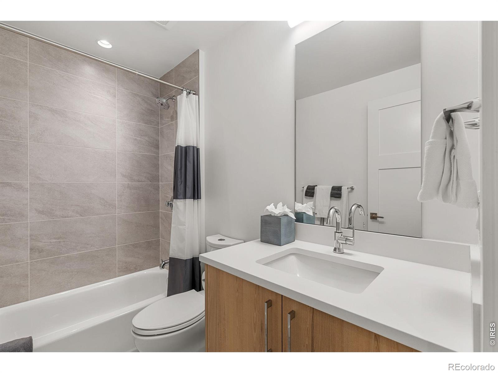 MLS Image #35 for 2120  folsom street,boulder, Colorado