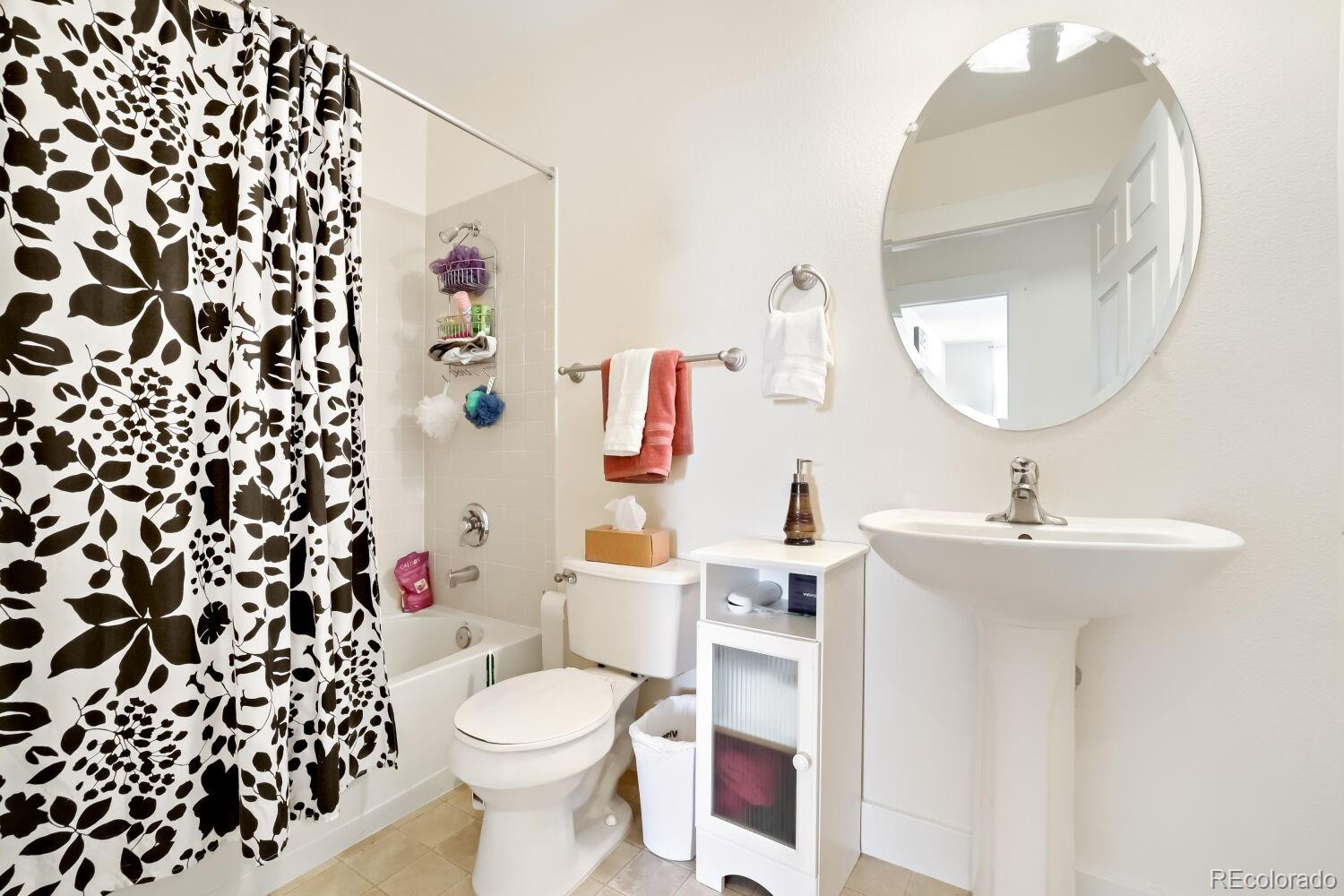MLS Image #7 for 6000 w floyd avenue,denver, Colorado