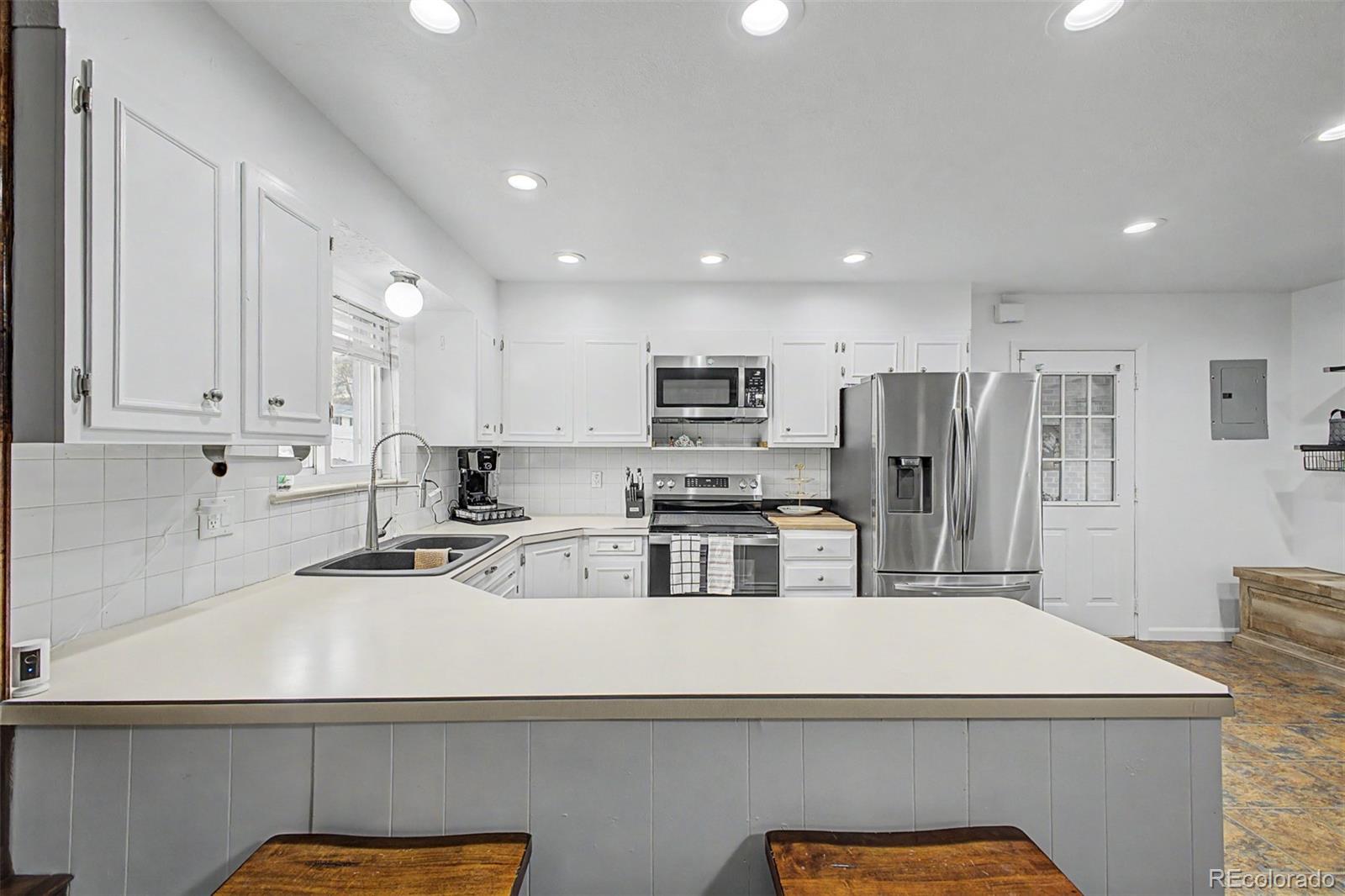 MLS Image #5 for 11553 w 31st place,lakewood, Colorado