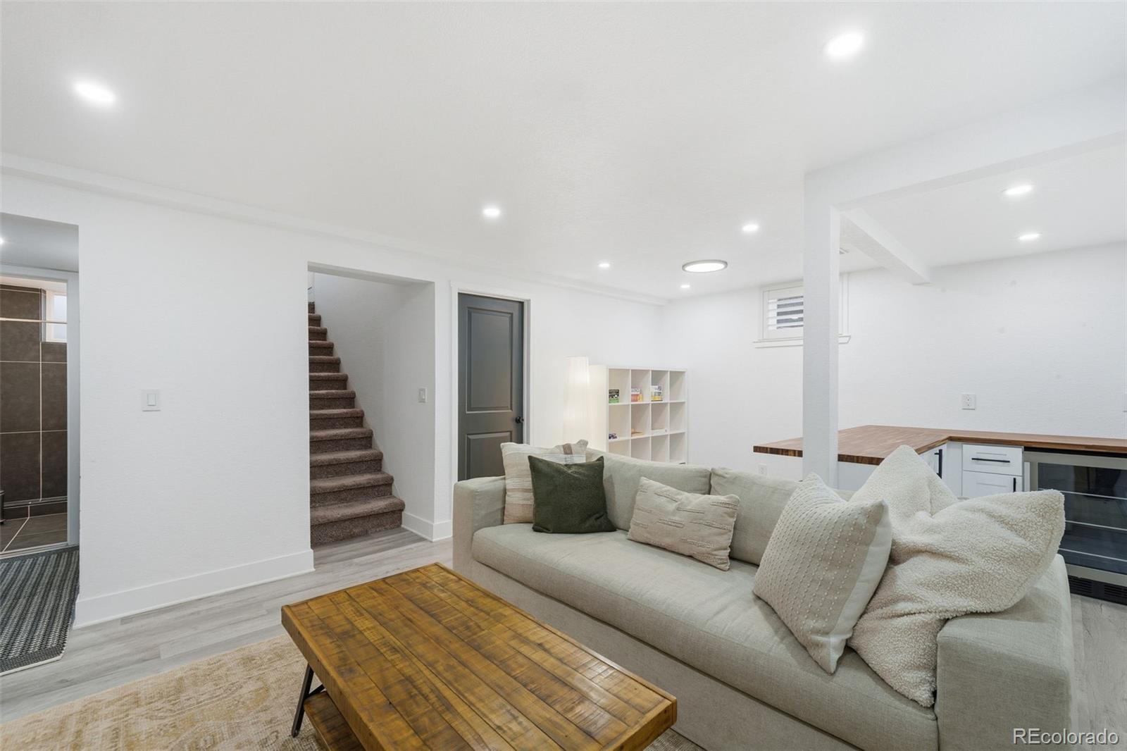 MLS Image #22 for 4702 s lincoln street,englewood, Colorado