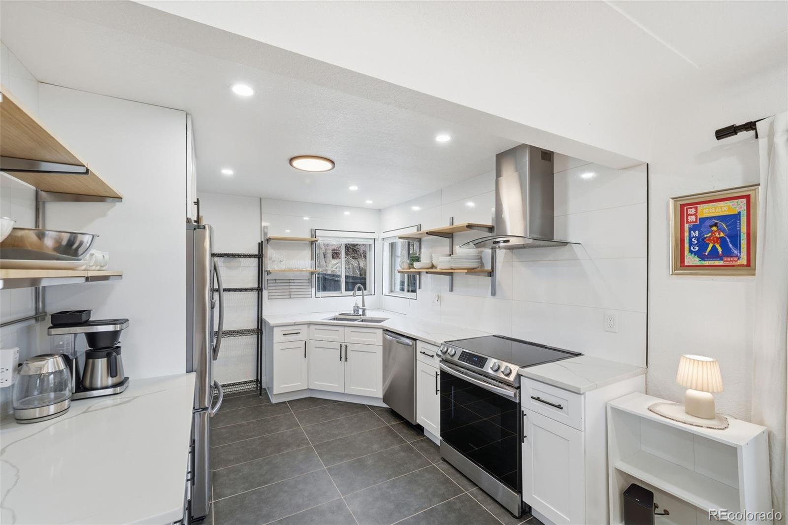 MLS Image #7 for 4702 s lincoln street,englewood, Colorado