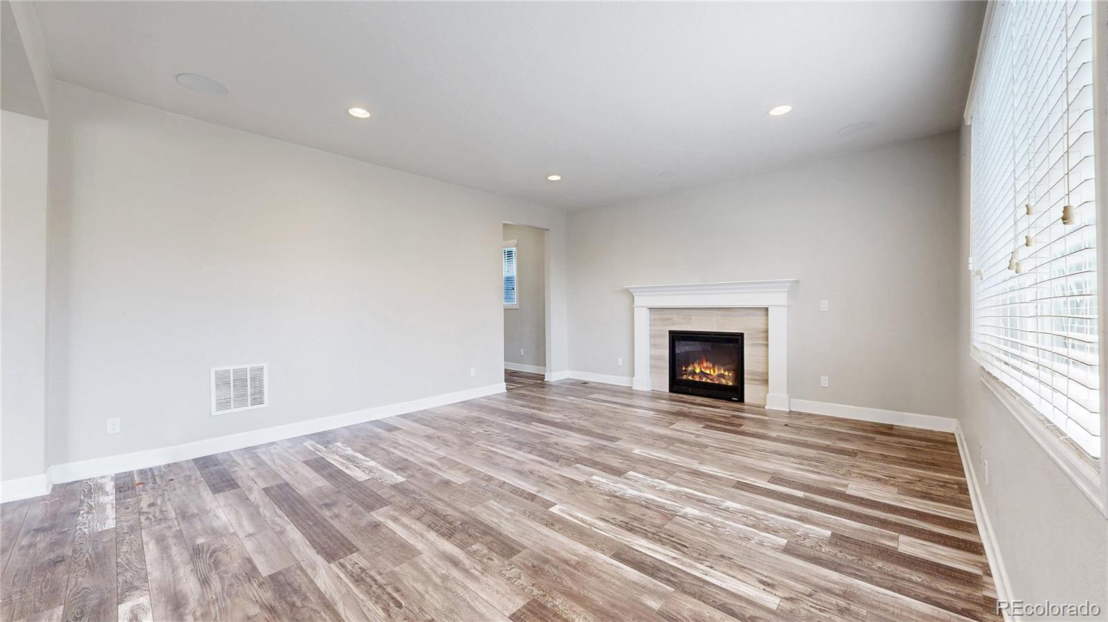 MLS Image #2 for 11125  quintero court,commerce city, Colorado