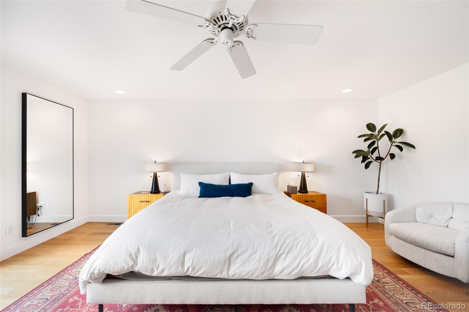 MLS Image #13 for 234 s madison street,denver, Colorado