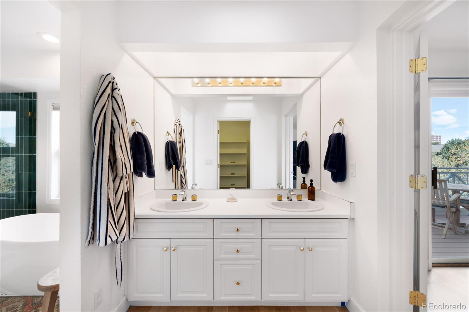 MLS Image #18 for 234 s madison street,denver, Colorado