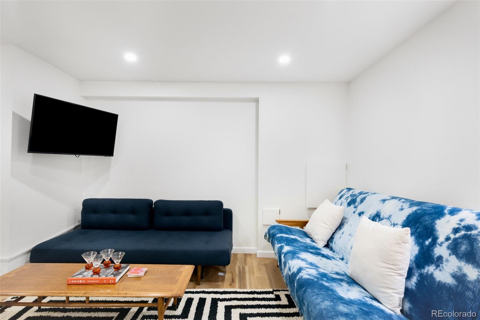 MLS Image #28 for 234 s madison street,denver, Colorado