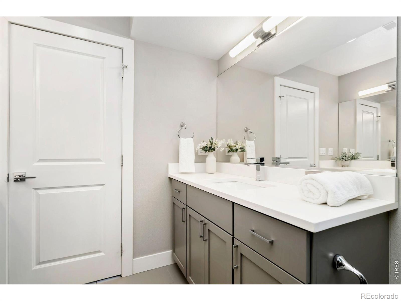 MLS Image #8 for 1435  irving street,denver, Colorado