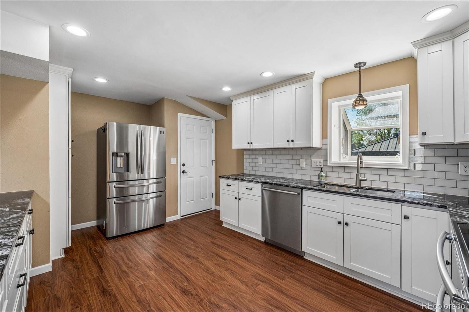 MLS Image #5 for 6230 w fairview avenue,littleton, Colorado