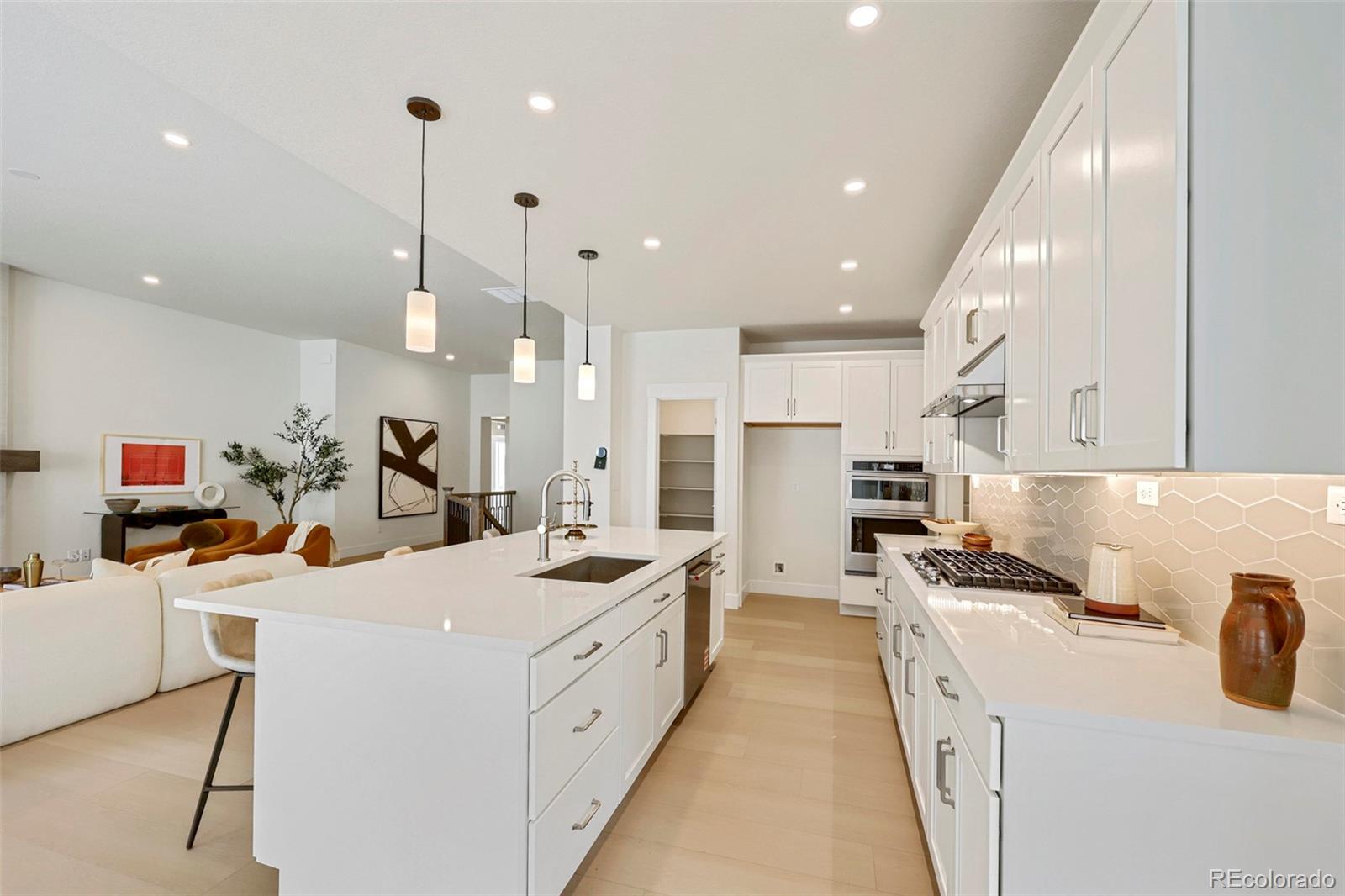 MLS Image #5 for 16875  greenfield drive,monument, Colorado