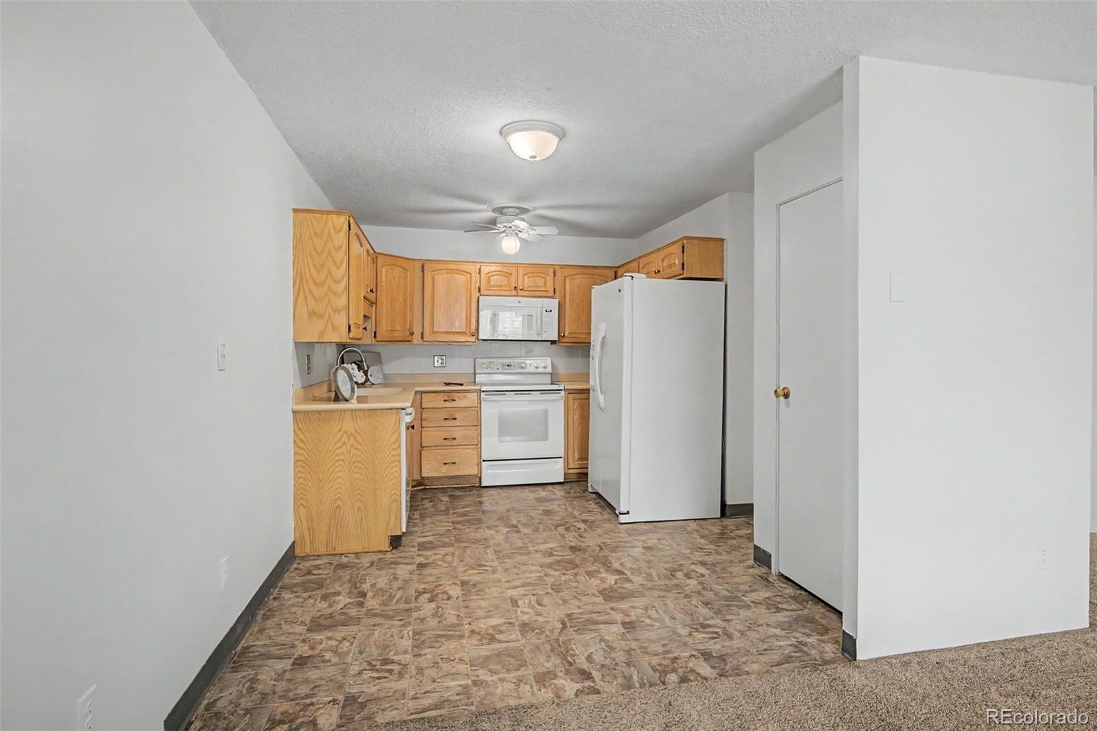 MLS Image #5 for 13609 e cornell avenue,aurora, Colorado