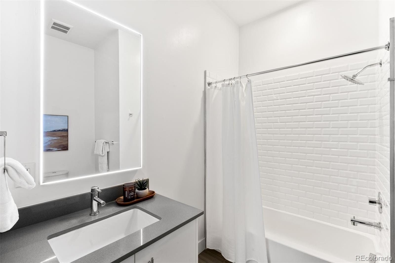 MLS Image #11 for 2525  arapahoe street,denver, Colorado