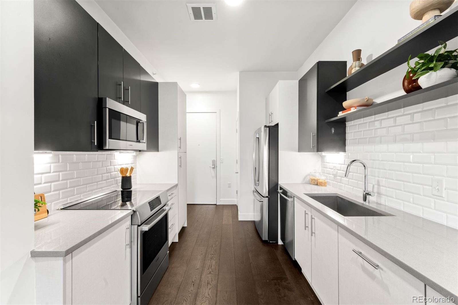 MLS Image #6 for 2525  arapahoe street,denver, Colorado