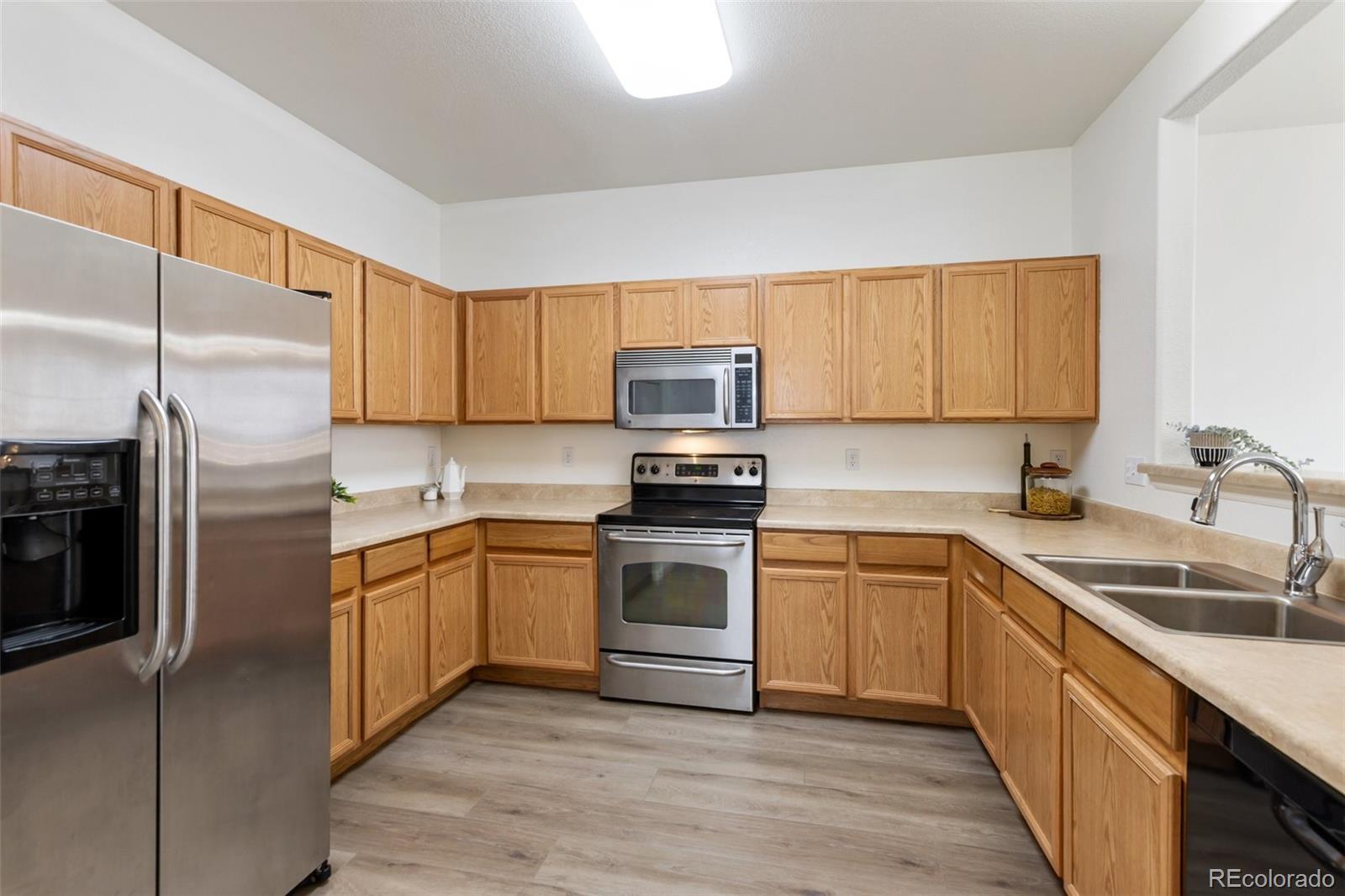 MLS Image #11 for 7536  sandy springs point,fountain, Colorado