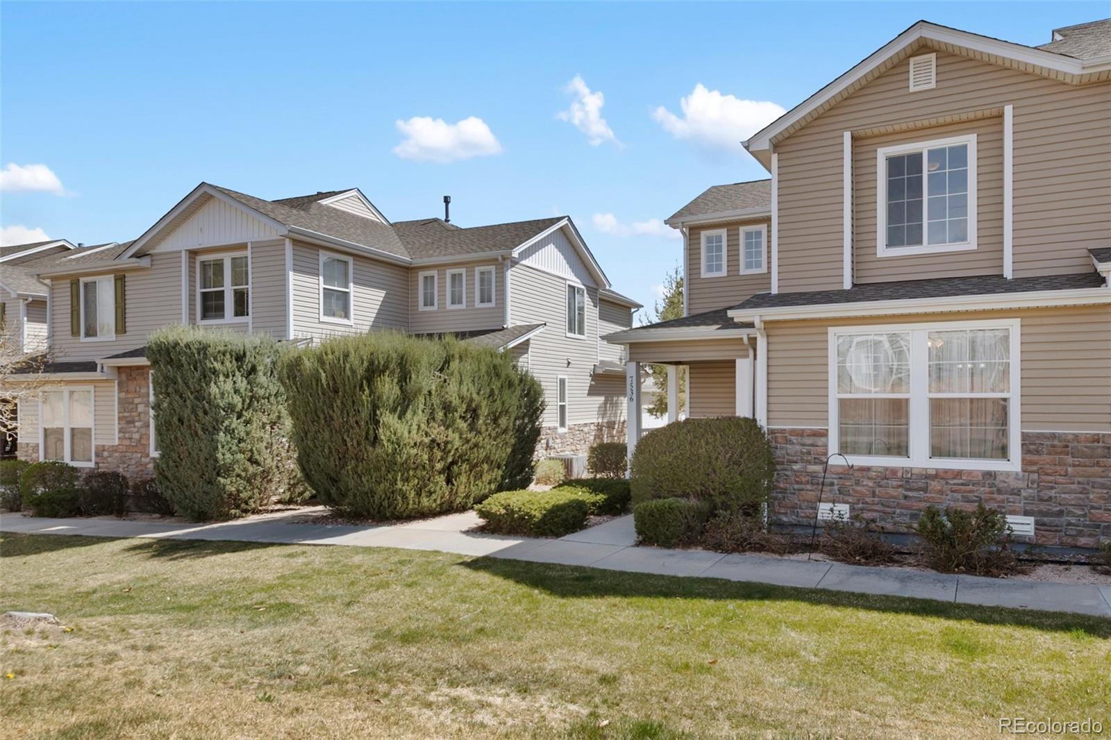 MLS Image #2 for 7536  sandy springs point,fountain, Colorado
