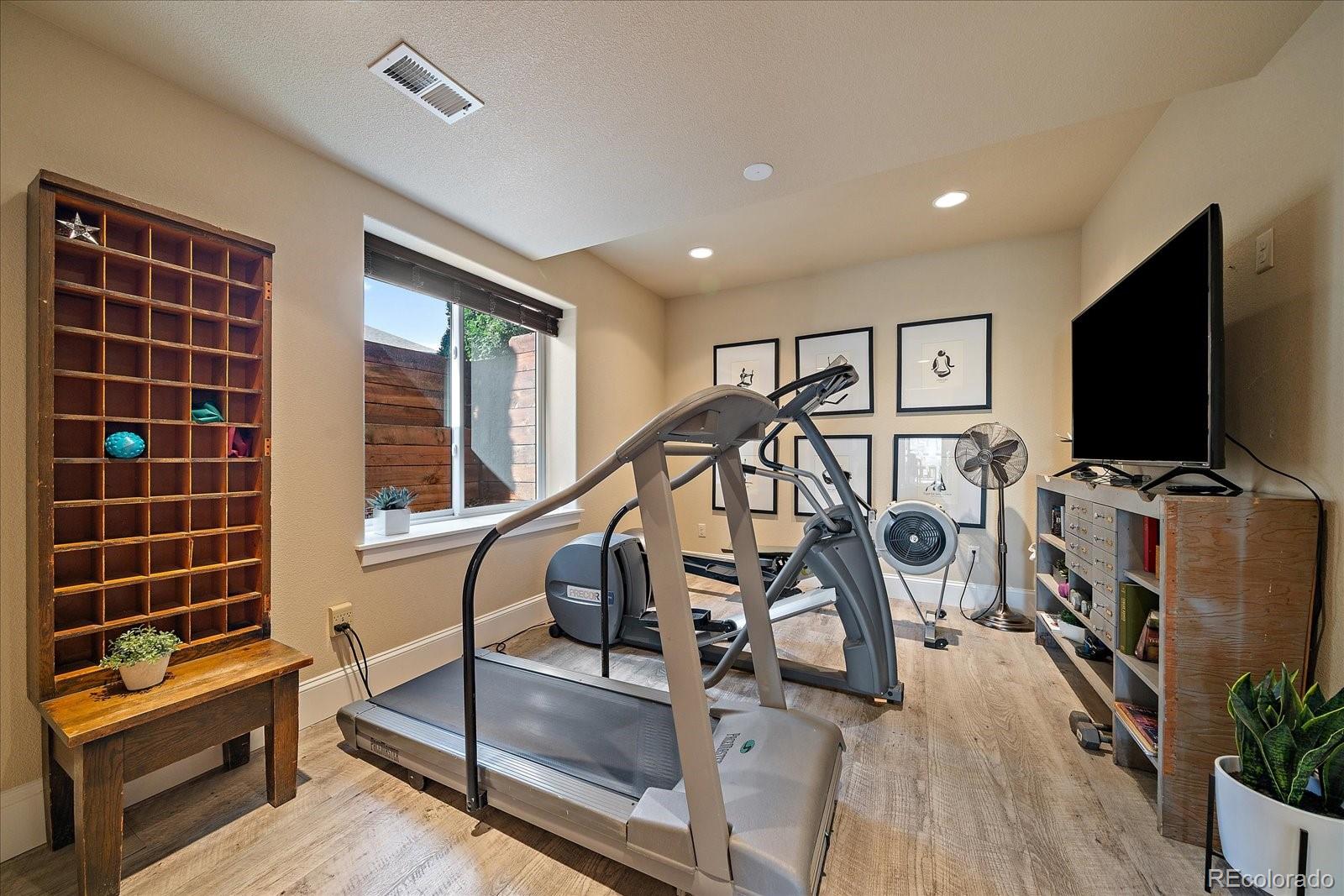 MLS Image #37 for 5771  last pointe drive,windsor, Colorado