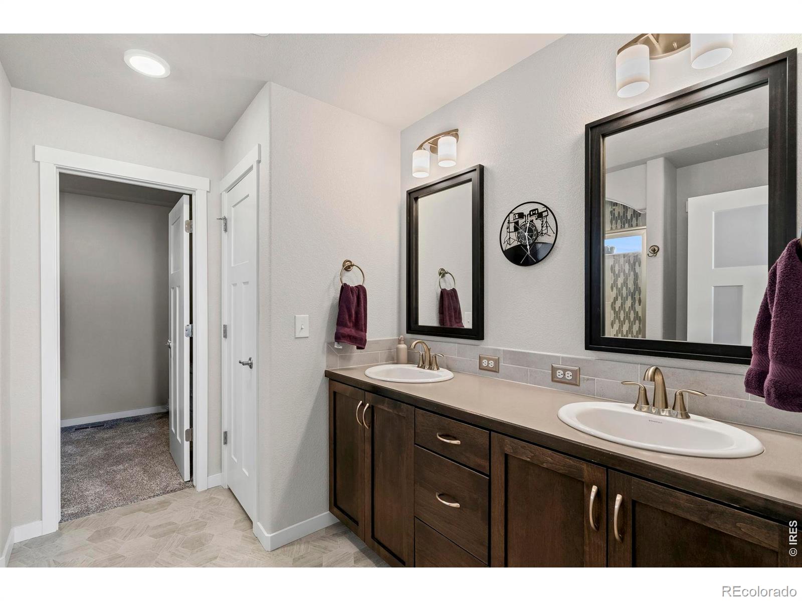 MLS Image #14 for 7102  silver court,timnath, Colorado