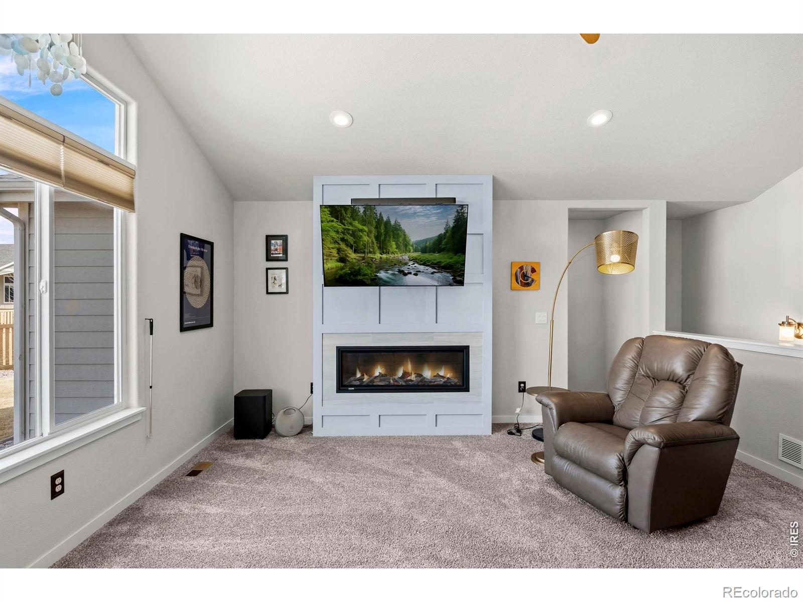 MLS Image #4 for 7102  silver court,timnath, Colorado