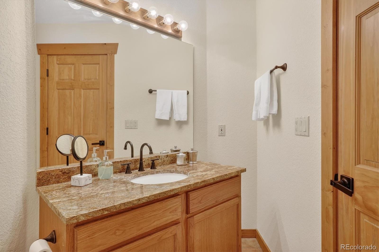 MLS Image #33 for 324  black hawk circle,silverthorne, Colorado