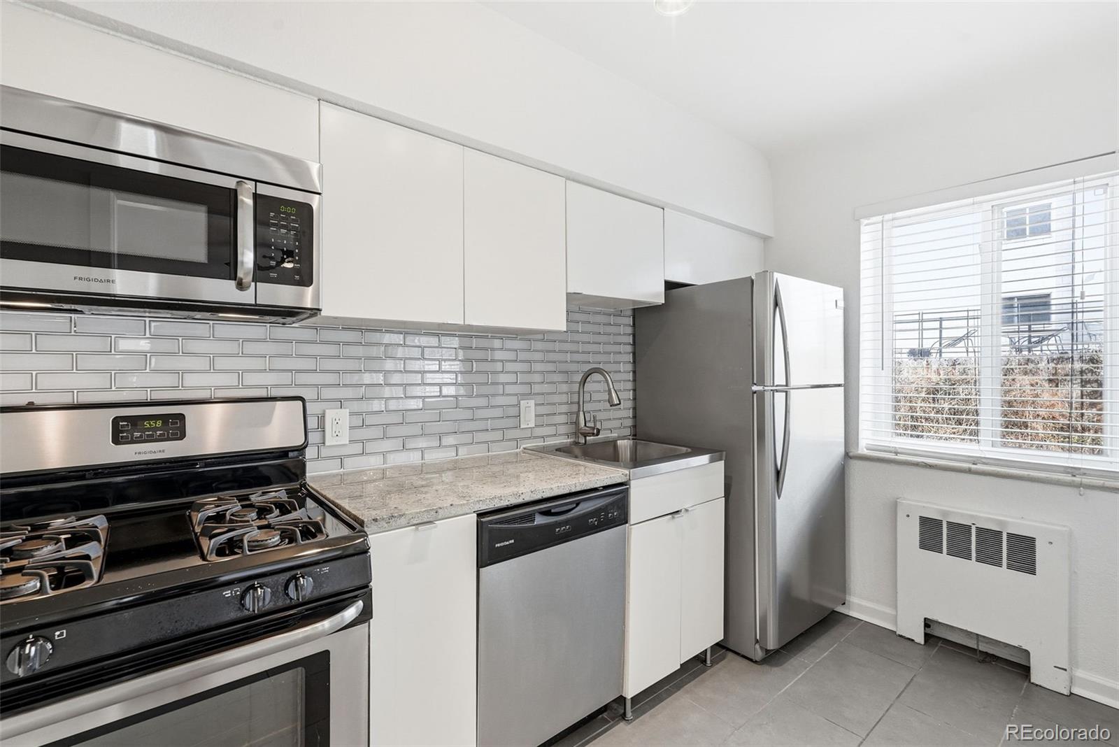 MLS Image #11 for 665 n washington street,denver, Colorado