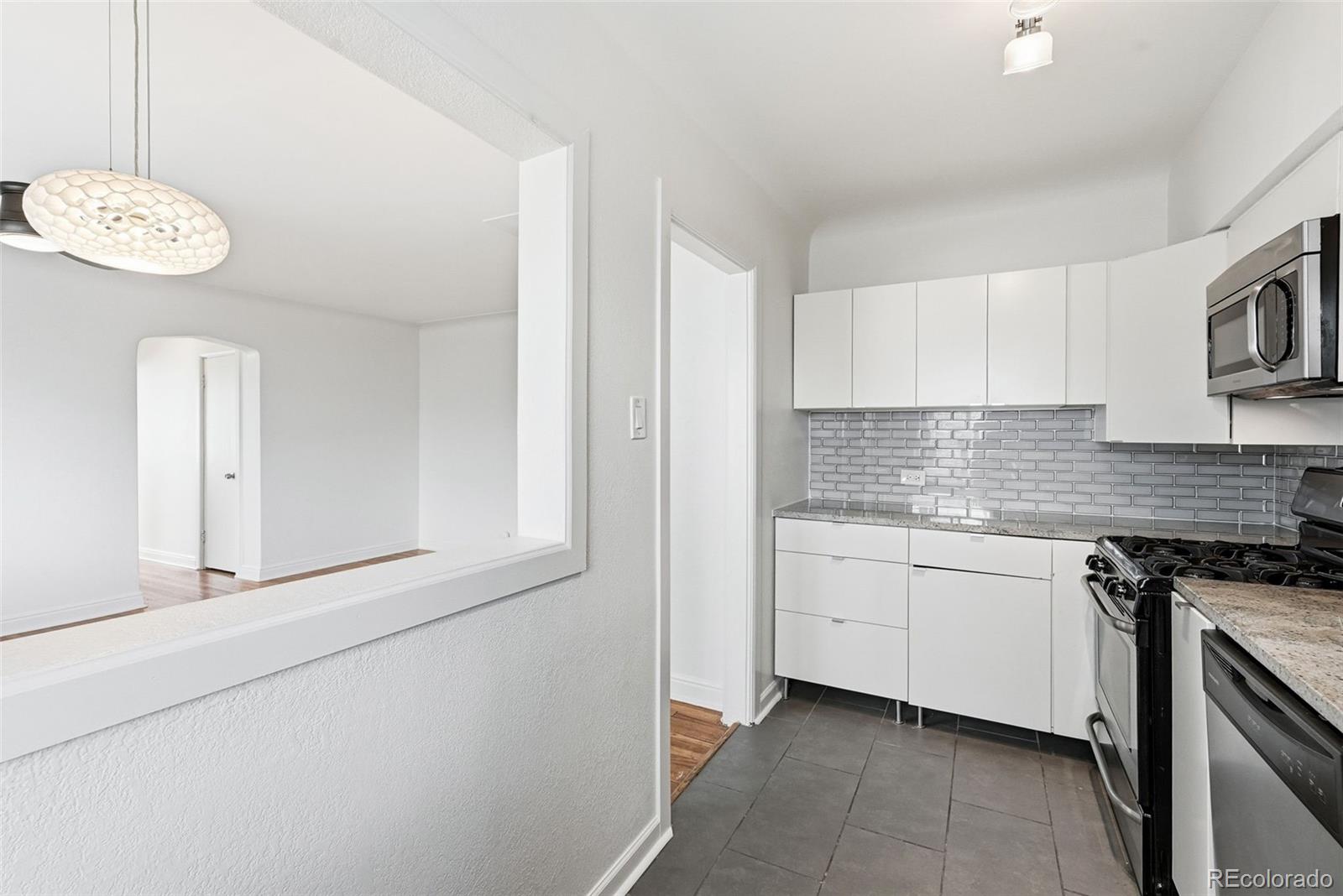 MLS Image #13 for 665 n washington street,denver, Colorado