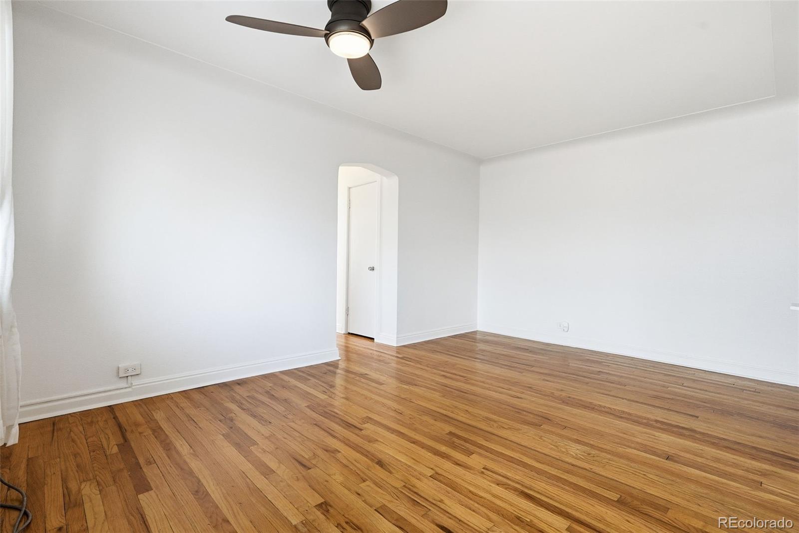 MLS Image #7 for 665 n washington street,denver, Colorado