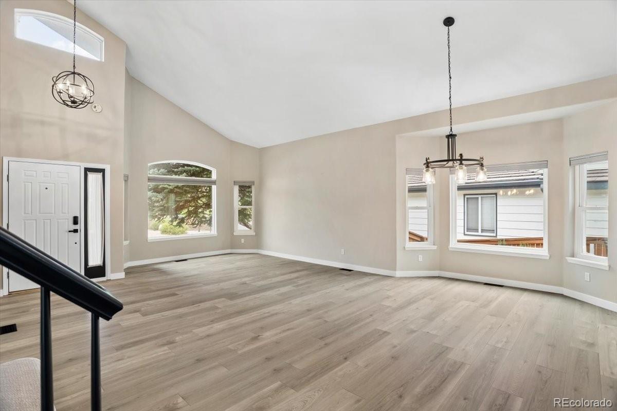 MLS Image #3 for 3385  white oak lane,highlands ranch, Colorado