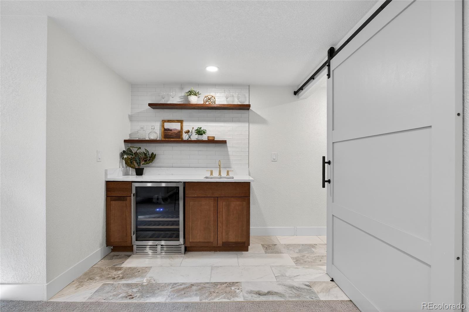 MLS Image #22 for 583 s oneida way,denver, Colorado