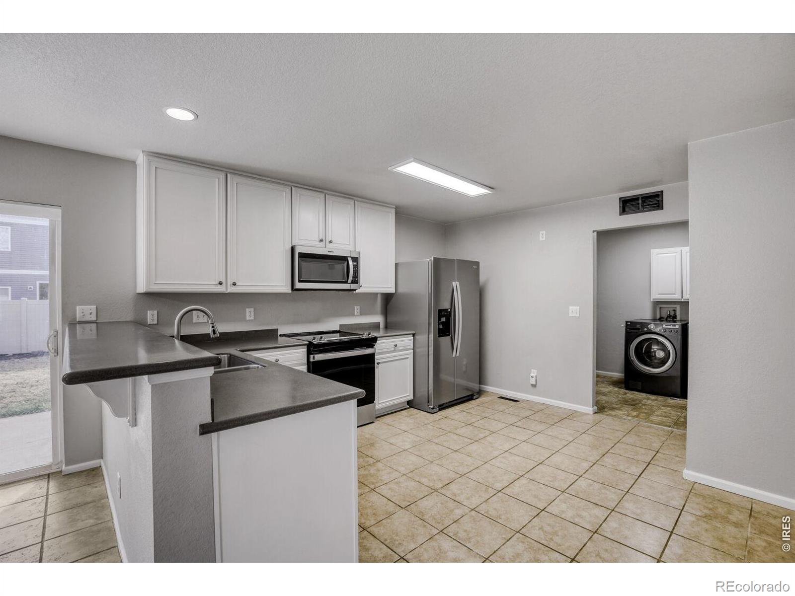 MLS Image #5 for 3907  heatherwood circle,johnstown, Colorado