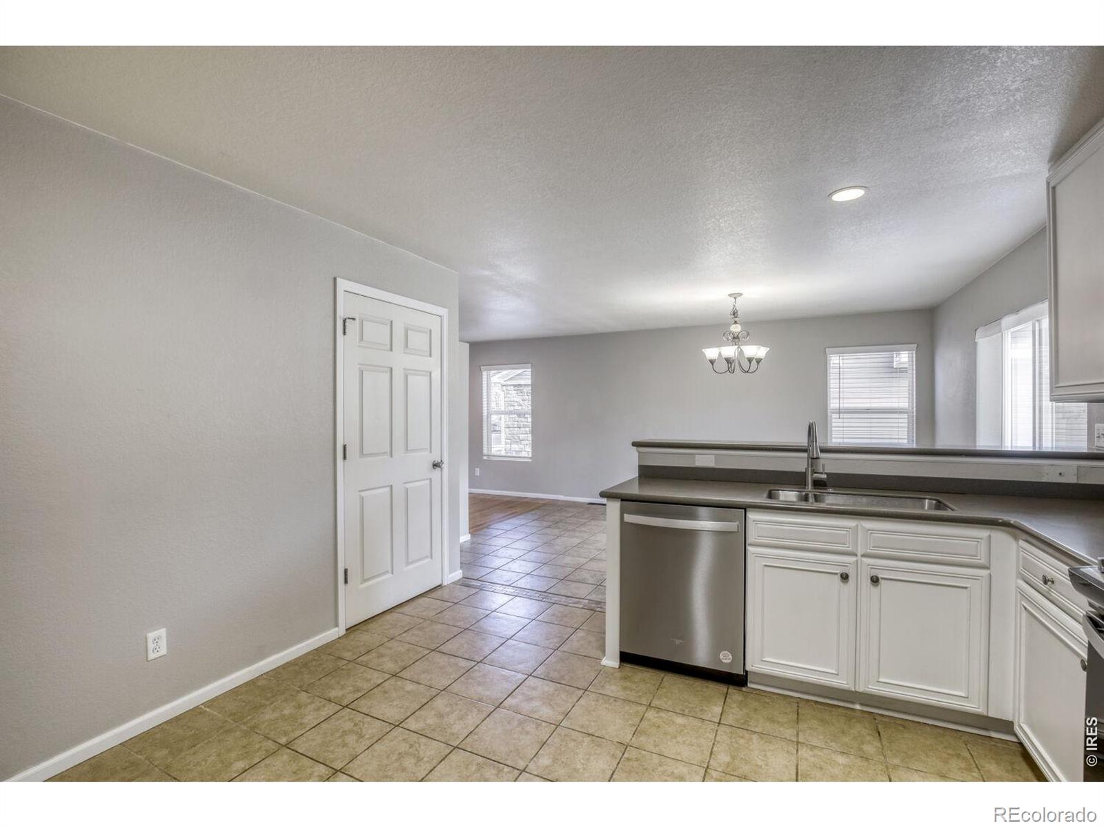 MLS Image #7 for 3907  heatherwood circle,johnstown, Colorado