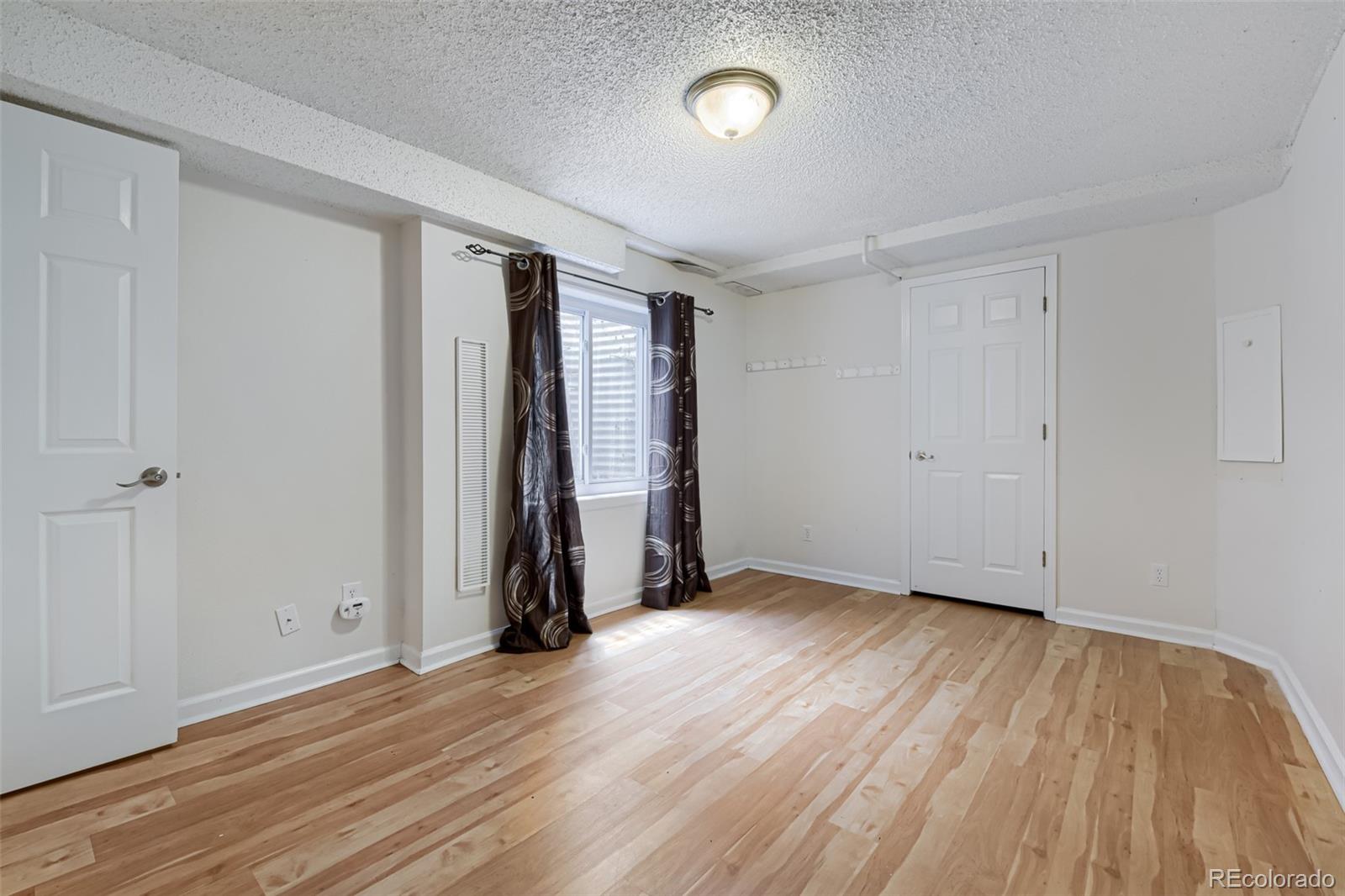 MLS Image #14 for 2892 w long circle,littleton, Colorado