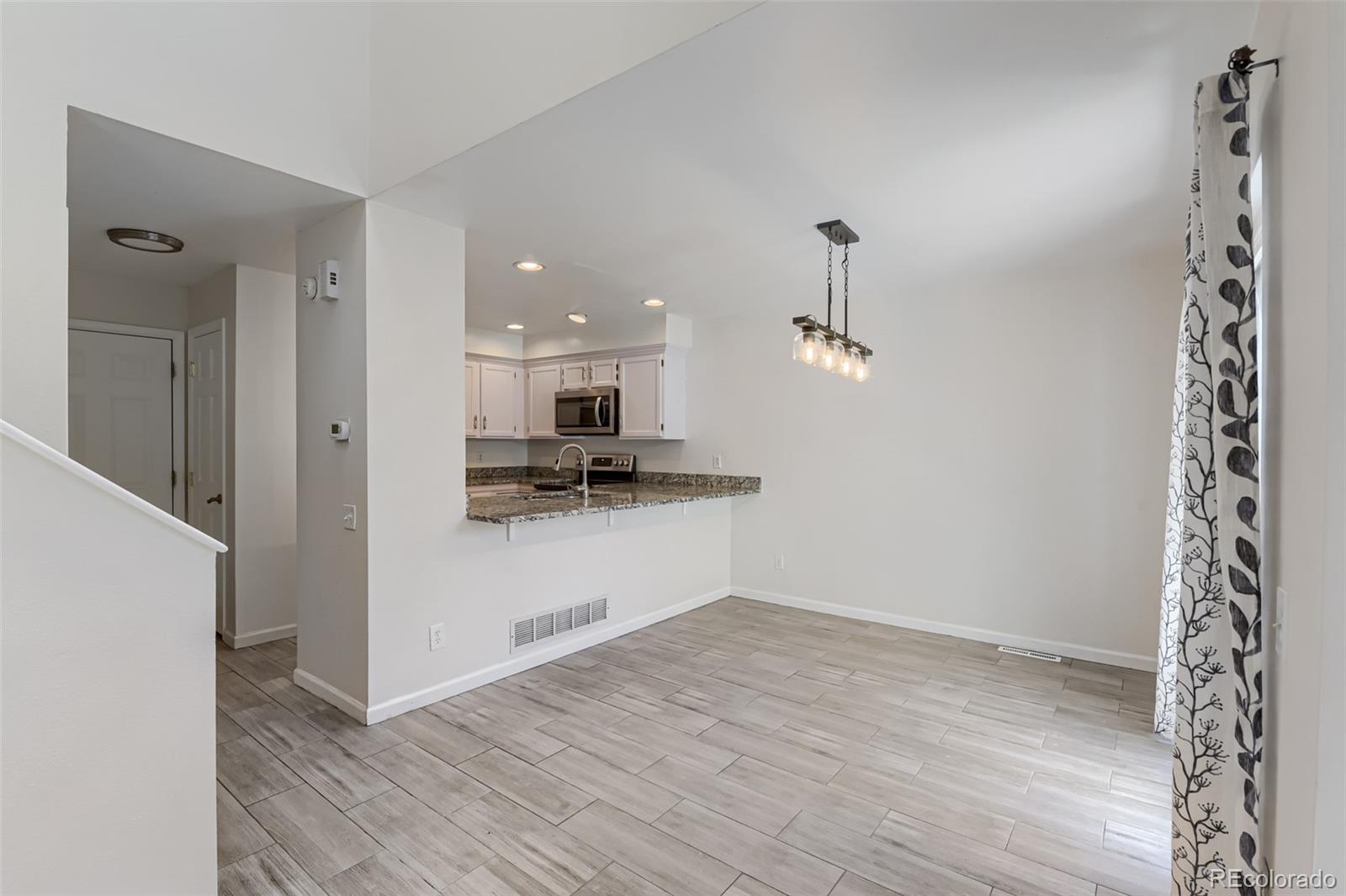 MLS Image #8 for 2892 w long circle,littleton, Colorado