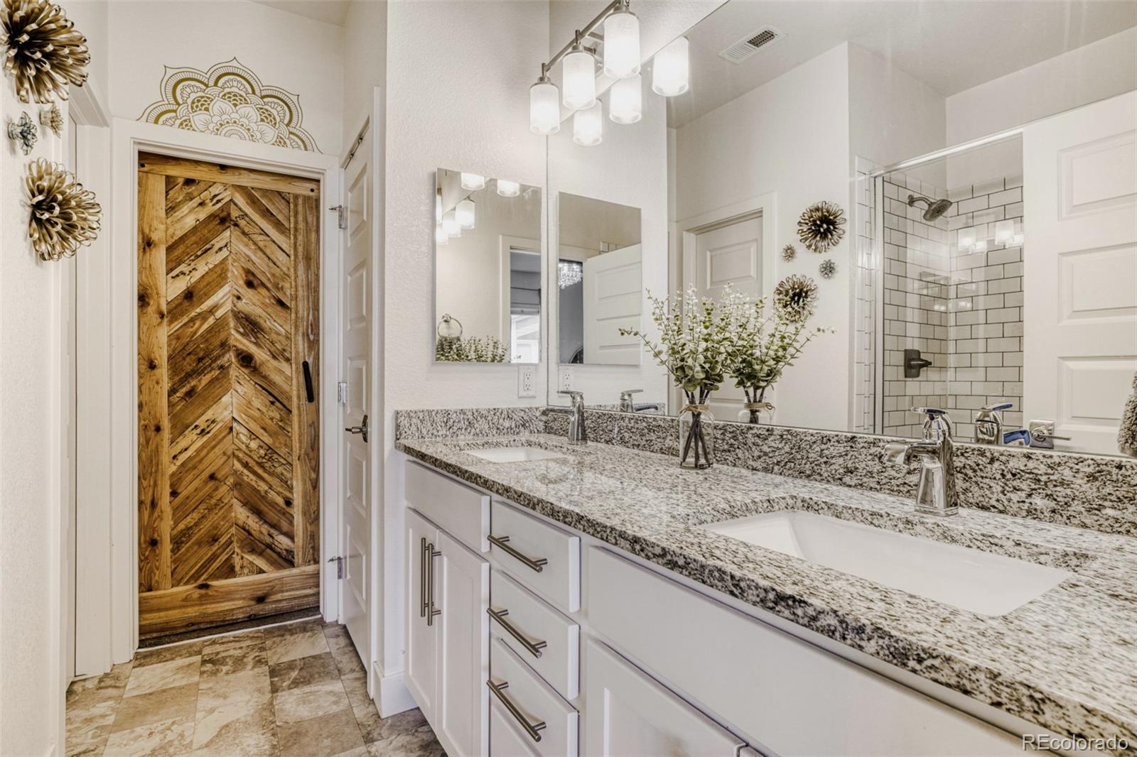 MLS Image #14 for 19562 e sunset circle,centennial, Colorado