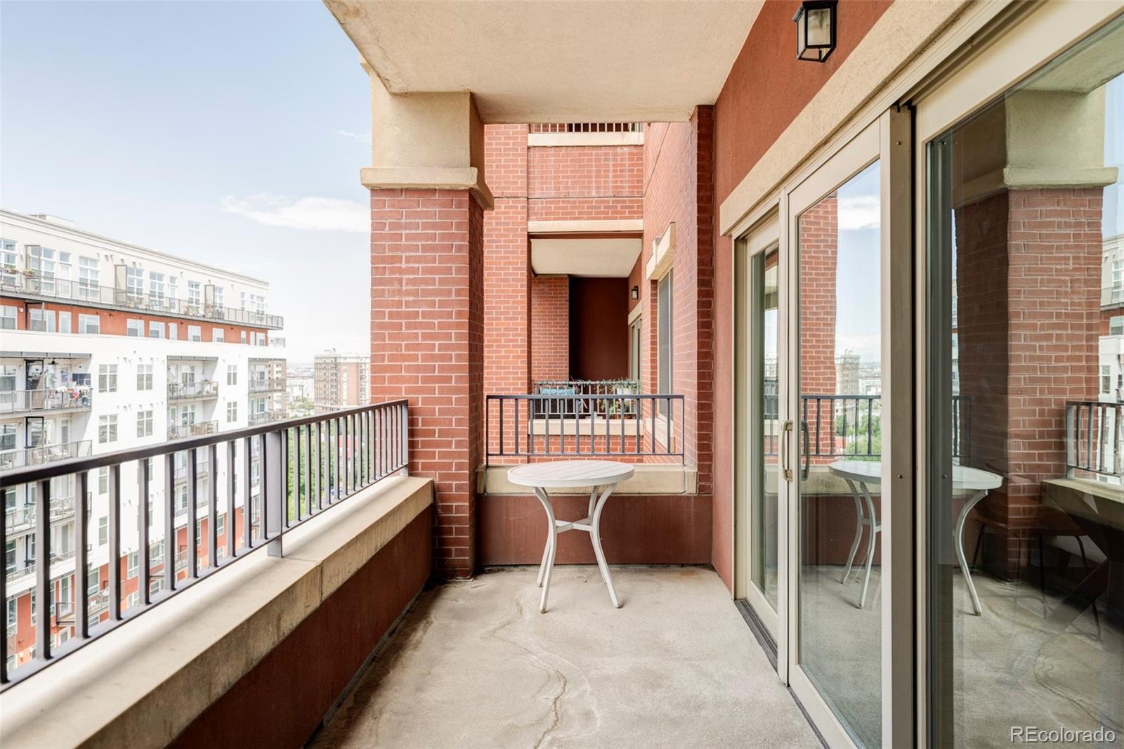MLS Image #15 for 1950 n logan street 1013,denver, Colorado