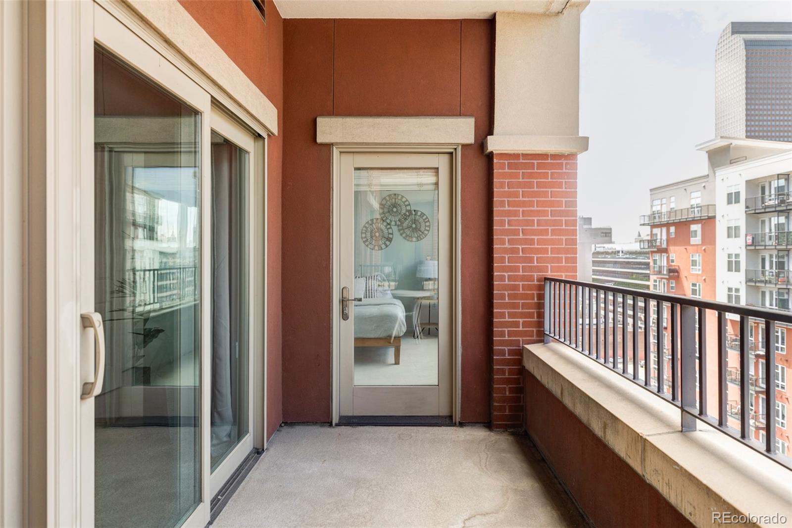 MLS Image #16 for 1950 n logan street 1013,denver, Colorado