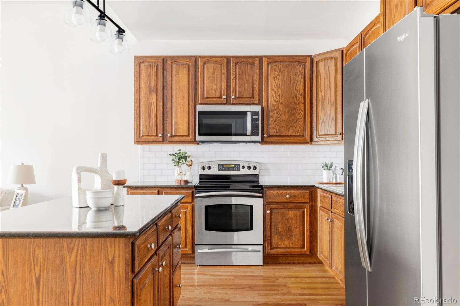 MLS Image #5 for 1950 n logan street 1013,denver, Colorado