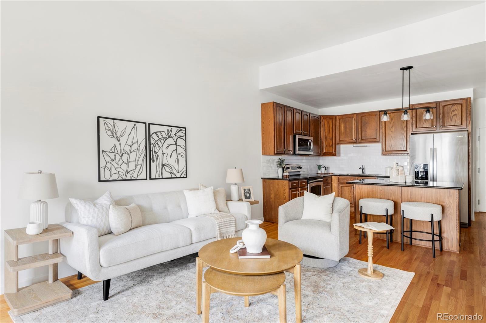 MLS Image #6 for 1950 n logan street 1013,denver, Colorado