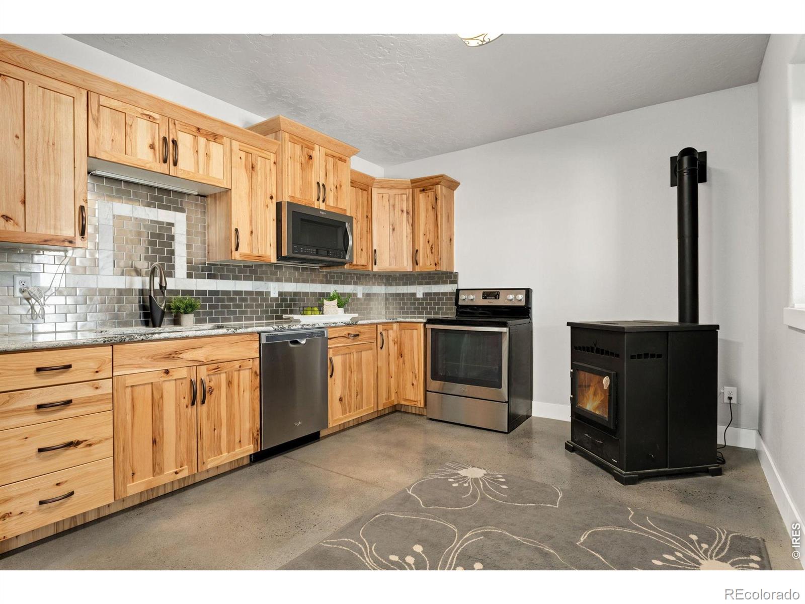 MLS Image #28 for 14456 n county road 9 ,wellington, Colorado