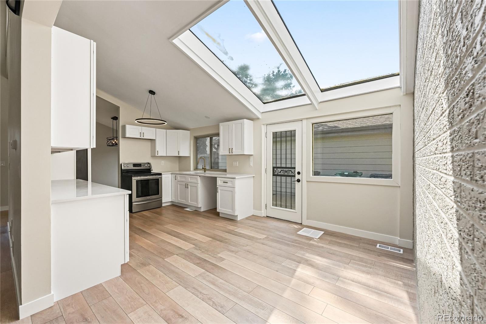 MLS Image #10 for 3333 e florida avenue,denver, Colorado