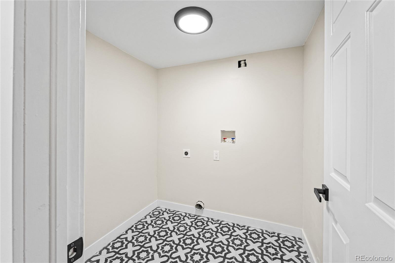 MLS Image #39 for 3333 e florida avenue,denver, Colorado