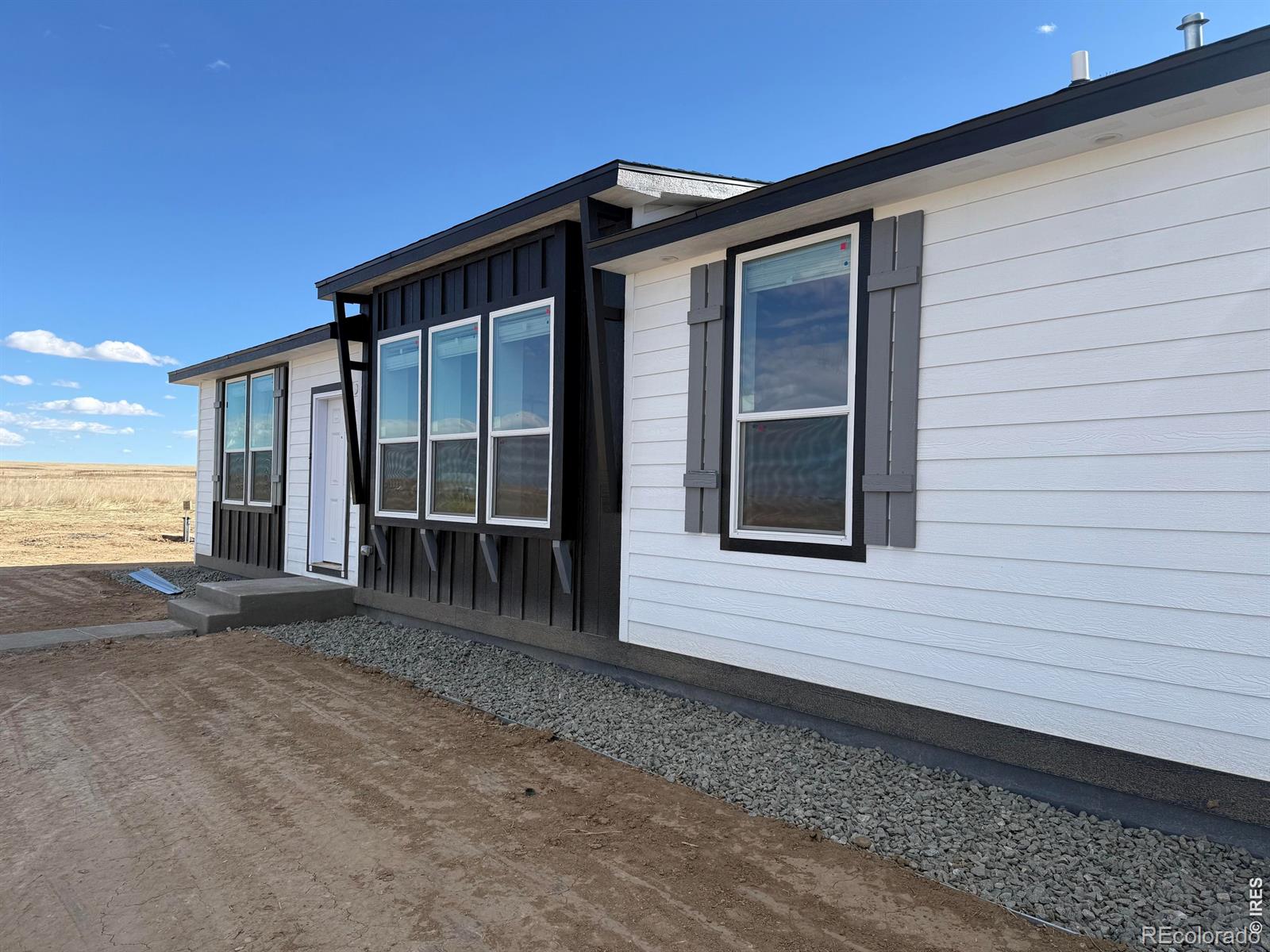 MLS Image #21 for 5117  pass me by road,strasburg, Colorado