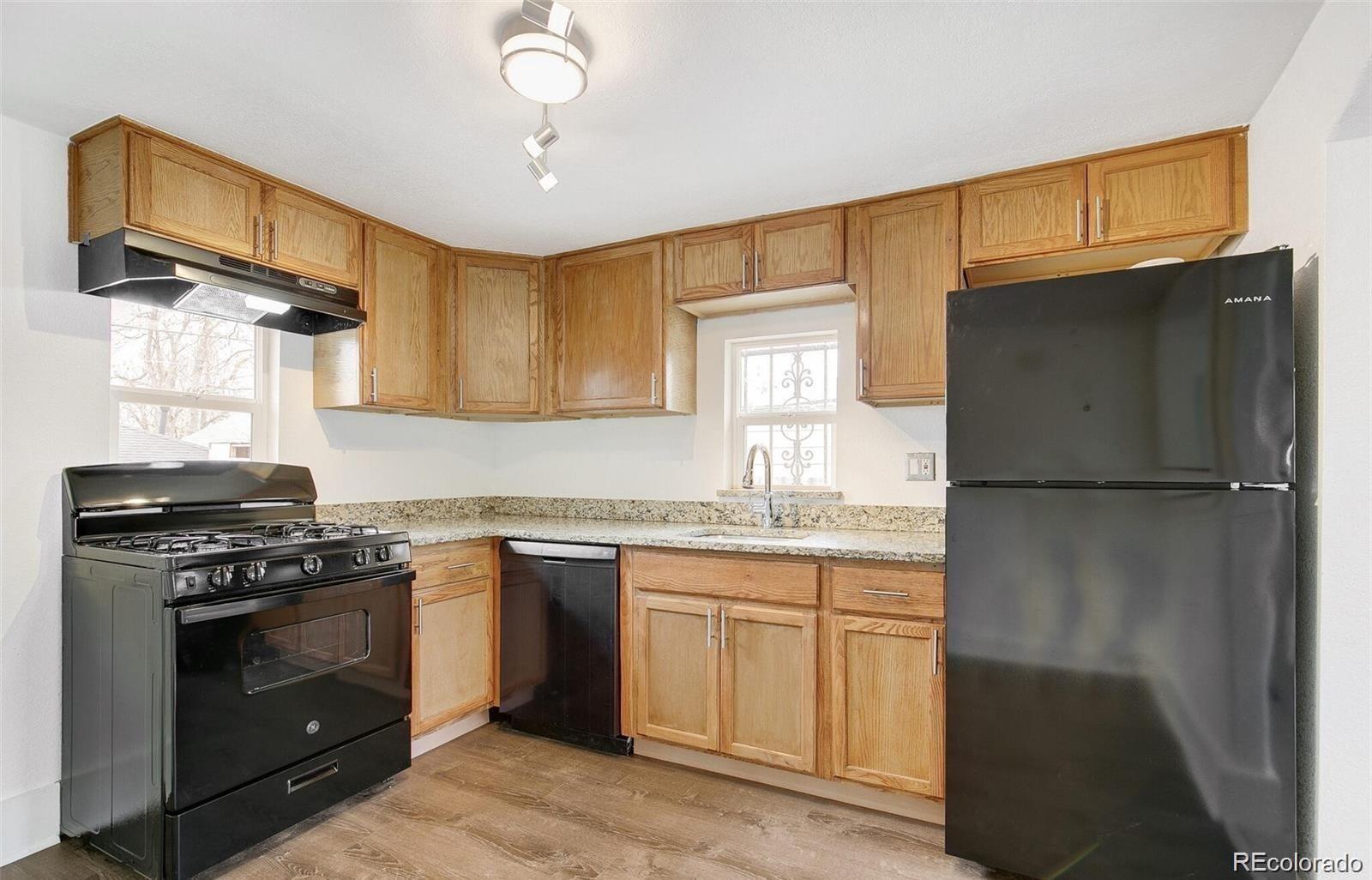 MLS Image #3 for 4144  fillmore street,denver, Colorado