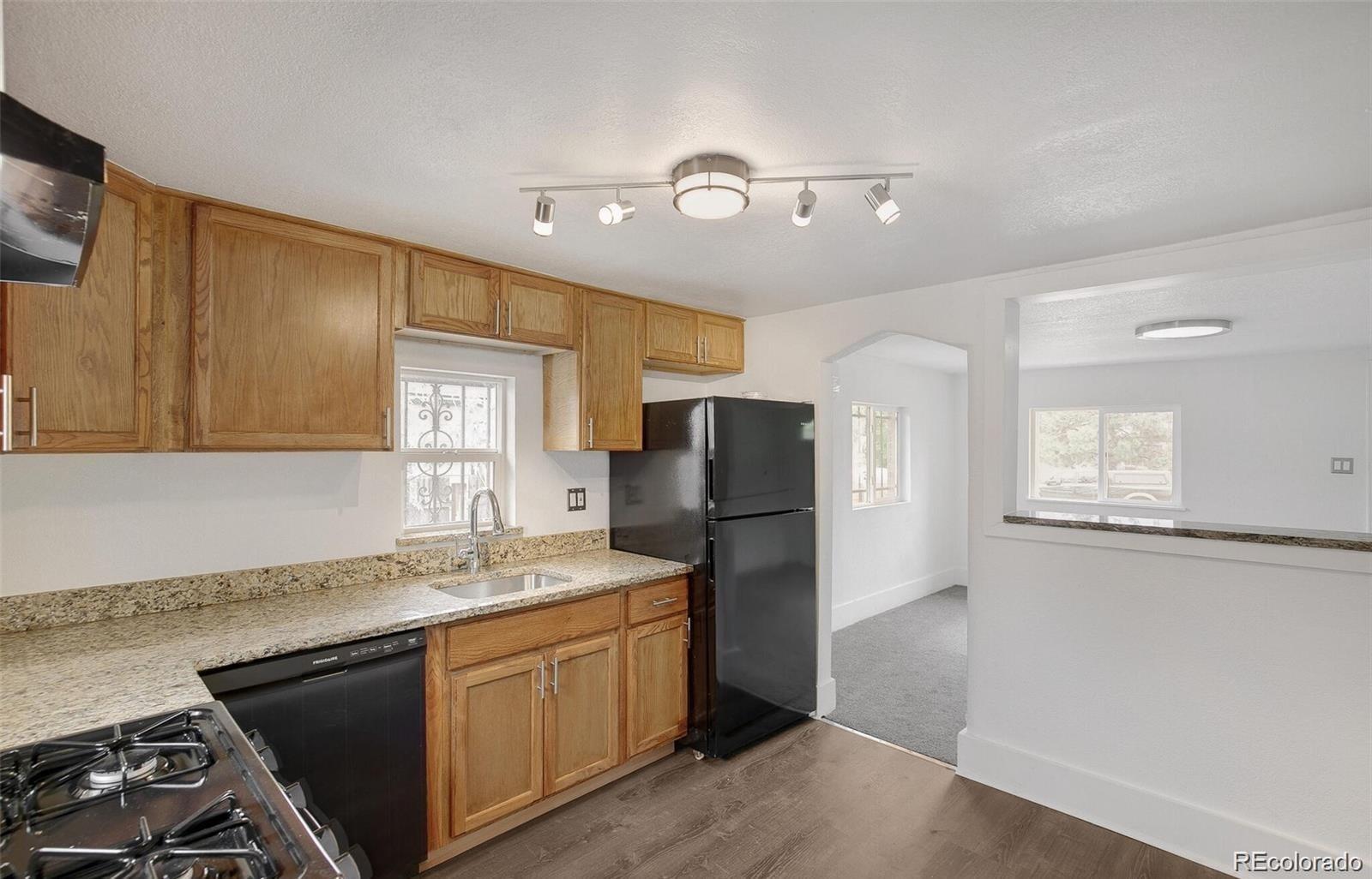 MLS Image #4 for 4144  fillmore street,denver, Colorado