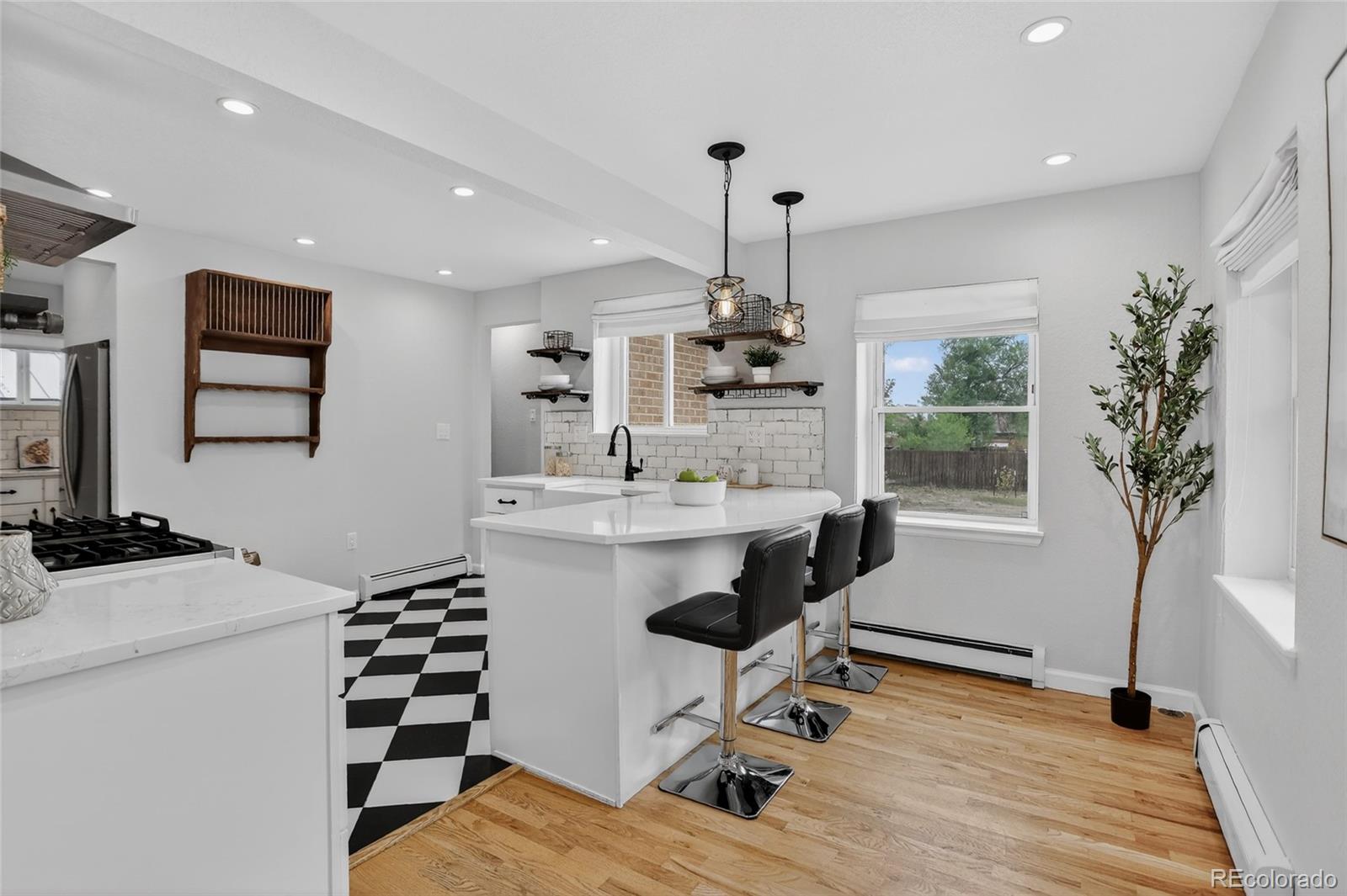 MLS Image #10 for 6907 w 12th avenue,lakewood, Colorado