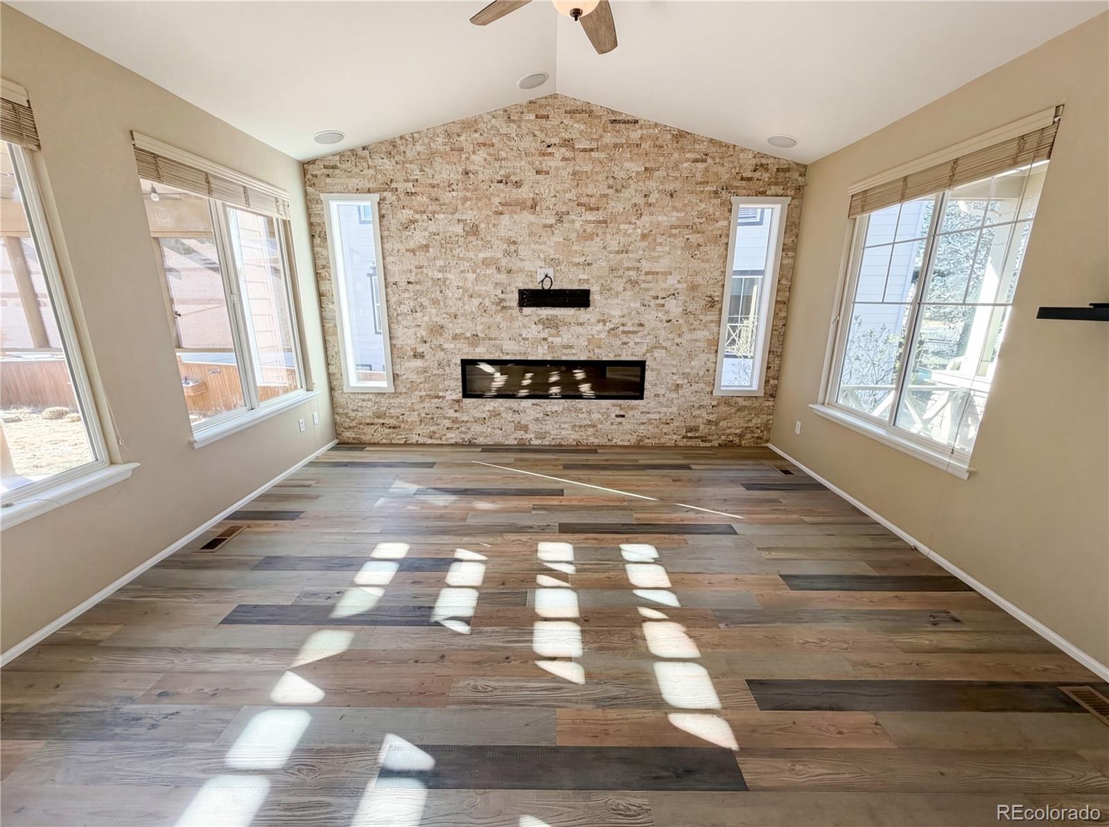MLS Image #2 for 10049  southlawn circle,commerce city, Colorado