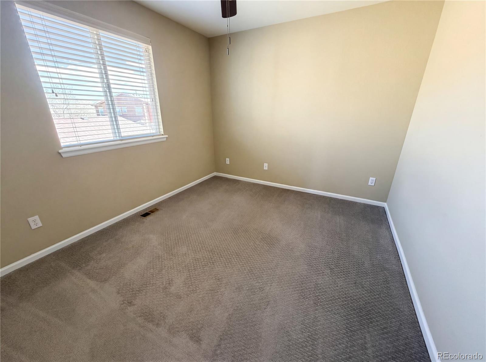 MLS Image #24 for 10049  southlawn circle,commerce city, Colorado